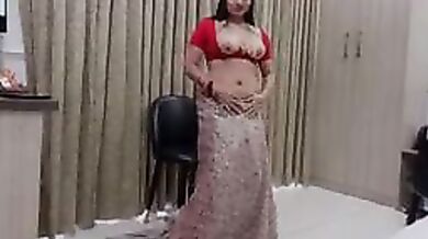 Saree Desi Bhabhi Chudai MMS Blue